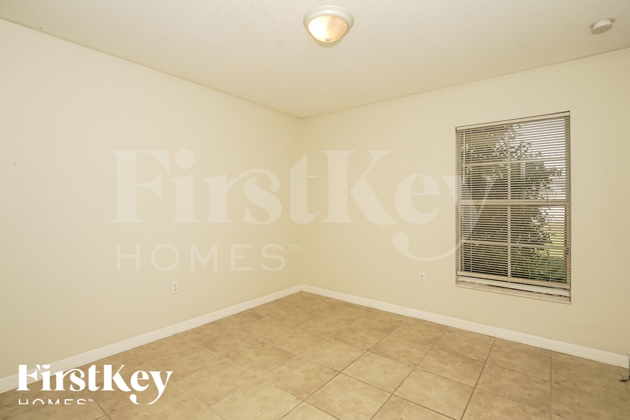 Building Photo - 1905 Eden Dr