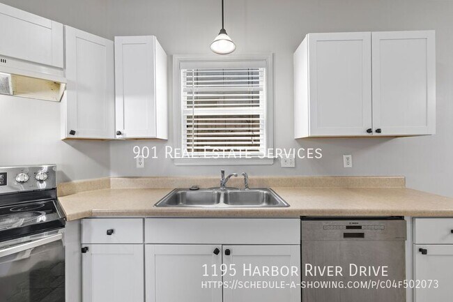 Building Photo - 1195 Harbor River Dr