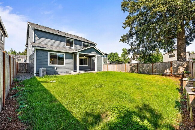 Building Photo - Modern 4-Bedroom Yelm Home with Covered Patio, Outdoor Fireplace & Office/Flex Space!