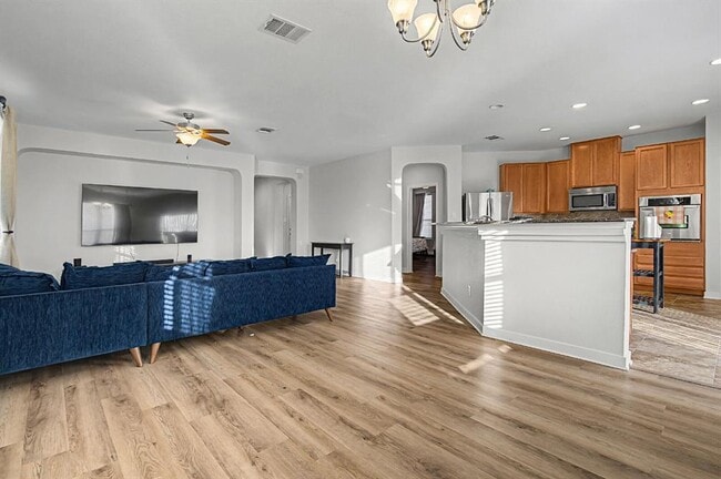 Building Photo - 817 Oatmeal Drive