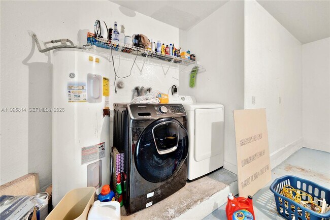 Building Photo - 12046 SW 133rd Terrace