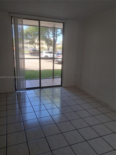 Building Photo - 8420 SW 133rd Avenue Rd