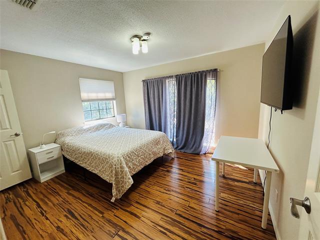 Building Photo - 9138 Valley Chapel Ln