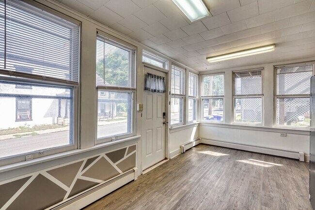 Building Photo - 42 E Locust St