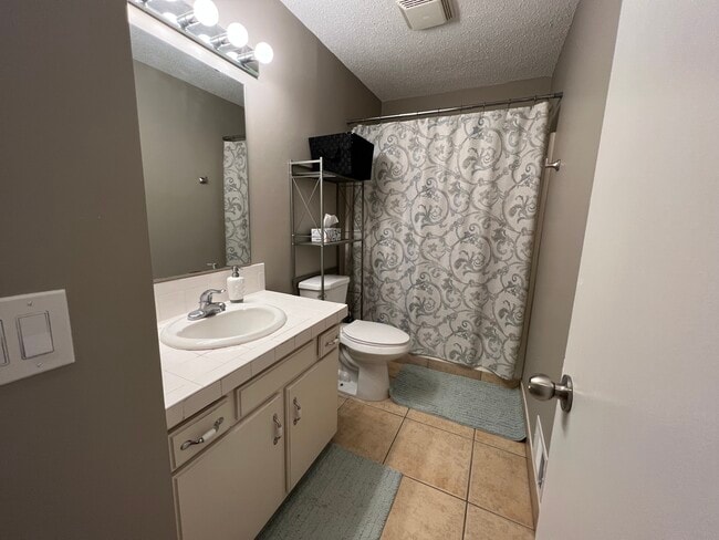 Building Photo - 2497 Copper Cliff Trail
