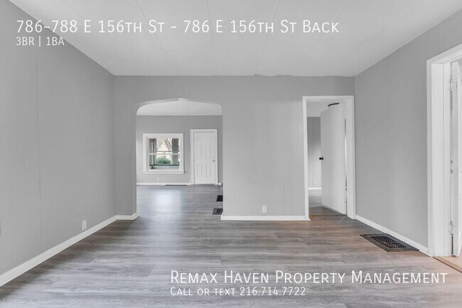 Building Photo - 786-788 E 156th St-786 E 156th St Back