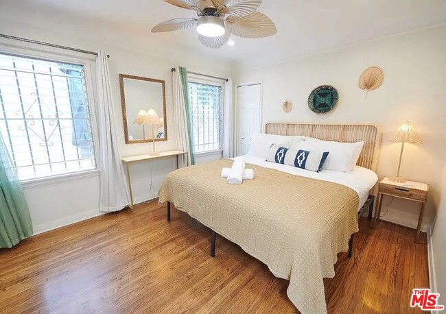 Building Photo - 1522 Pandora Ave