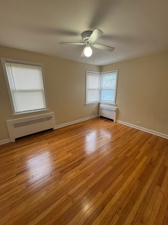 Building Photo - 1528 N Harlem Ave