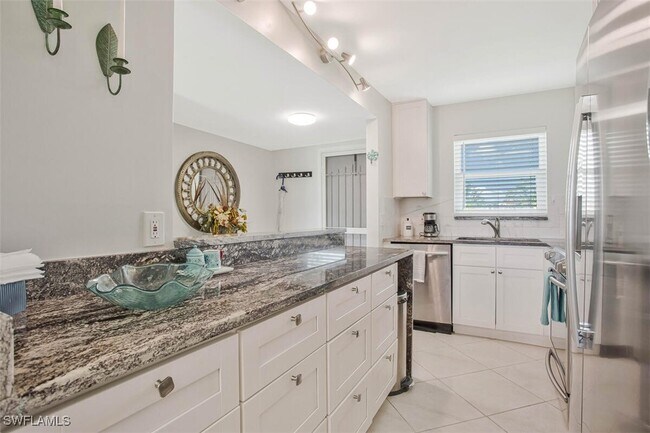 Building Photo - 4380 27th Ct SW