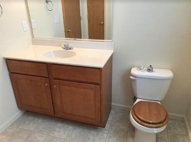 Building Photo - 465 Kings Rd