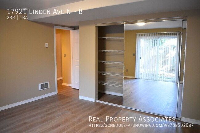 Building Photo - 17921 Linden Ave N