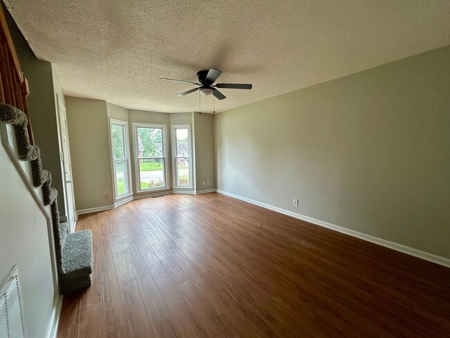 Building Photo - 1225 Cobblestone Ln