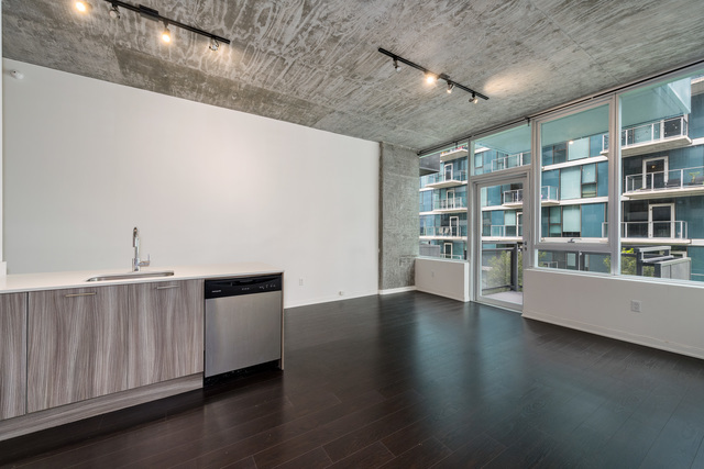 Building Photo - 1345 S Wabash Ave