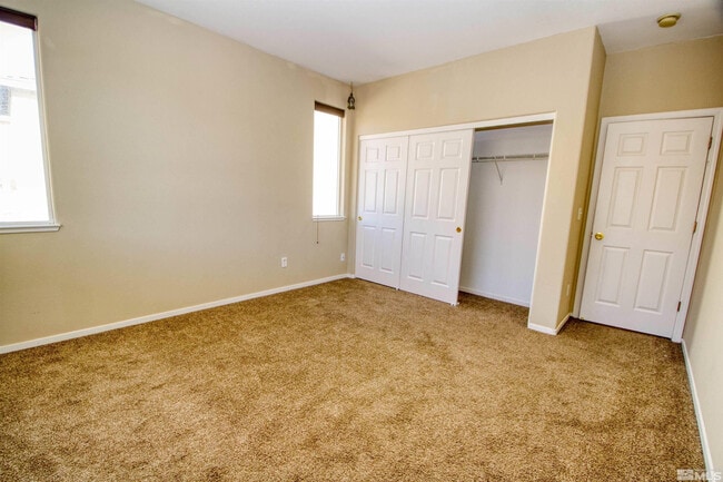 Building Photo - 3363 Fairway Ct