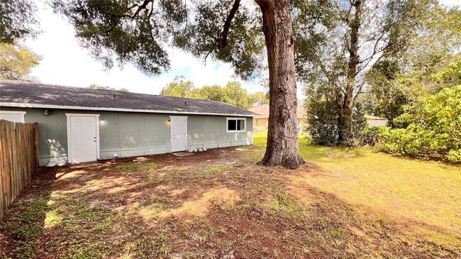 Building Photo - 1430 Monroe St