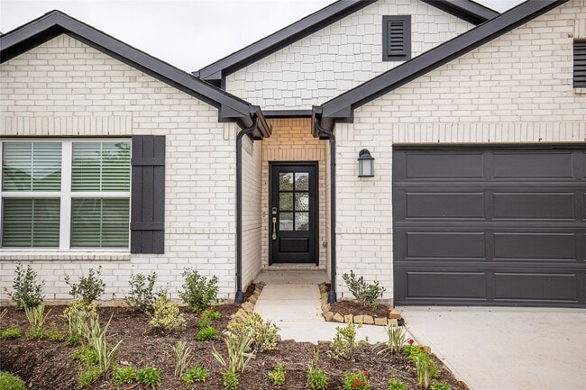 Building Photo - 5810 Sunkissed Dr