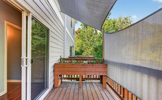 Building Photo - 2246 Red Knot Ln