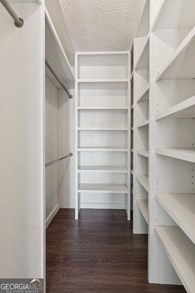 Building Photo - 2275 Eagle Pointe Ct NW