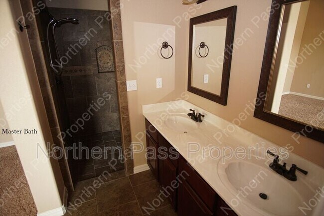 Building Photo - 3628 Grand Bahamas Dr
