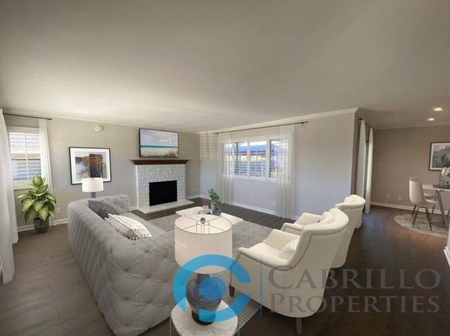 Building Photo - 3076 Governor Dr