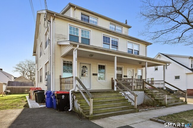 Building Photo - 60 Walter Ave