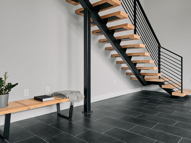 Building Photo - 412 Kemp St