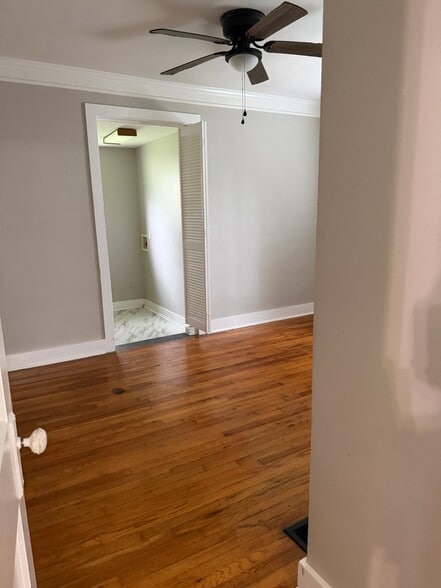 Building Photo - 610 Kingwood Dr