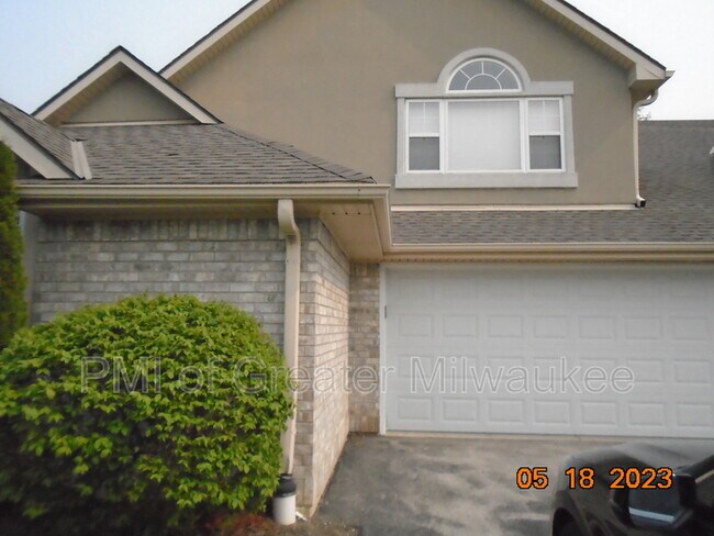 Building Photo - 9032 W Elm Ct