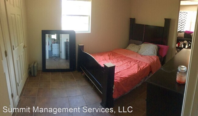 Building Photo - 1 br, 1 bath House - 17B PR 1109