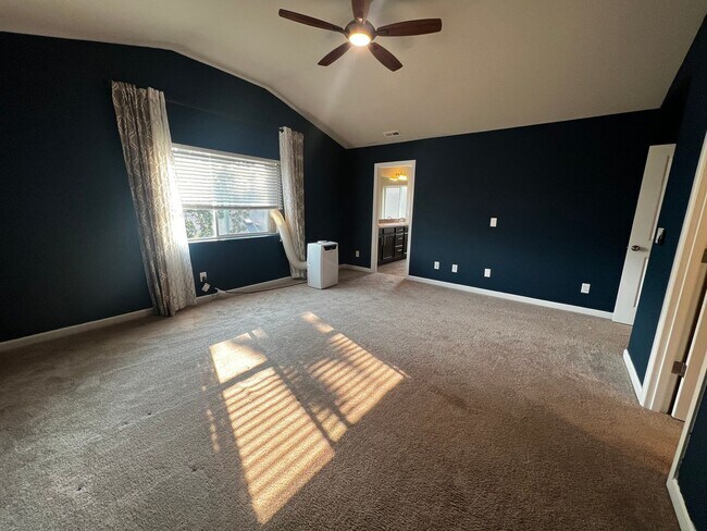 Building Photo - Updated 4 Bedroom Lacey/Hawks Prairie Home for Rent