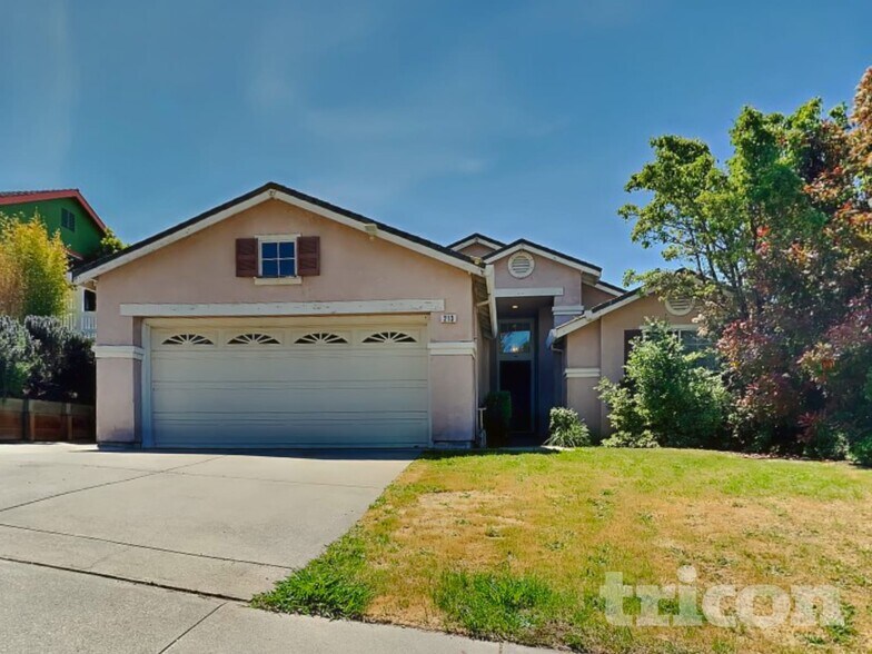 Building Photo - 213 Jana Way