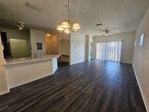 Building Photo - 560 Florida Club Blvd