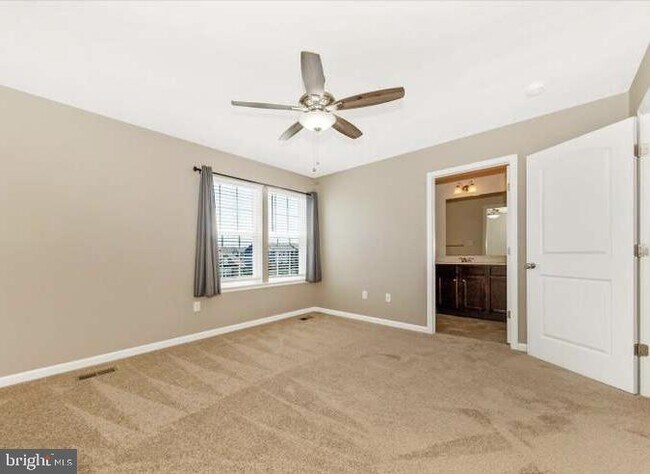 Building Photo - 247 Drexel Ct