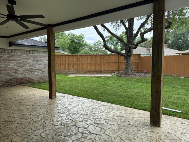 Building Photo - 7026 Hidden Arbor Ln