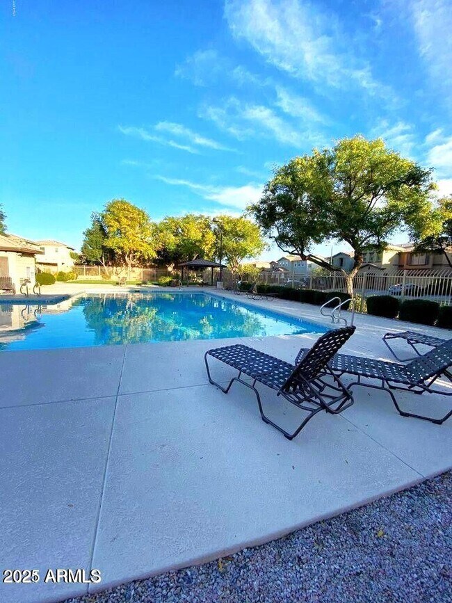 Building Photo - 21183 E Avenida Del Valle