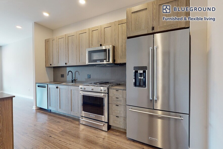 Building Photo - 332 Halstead Ave