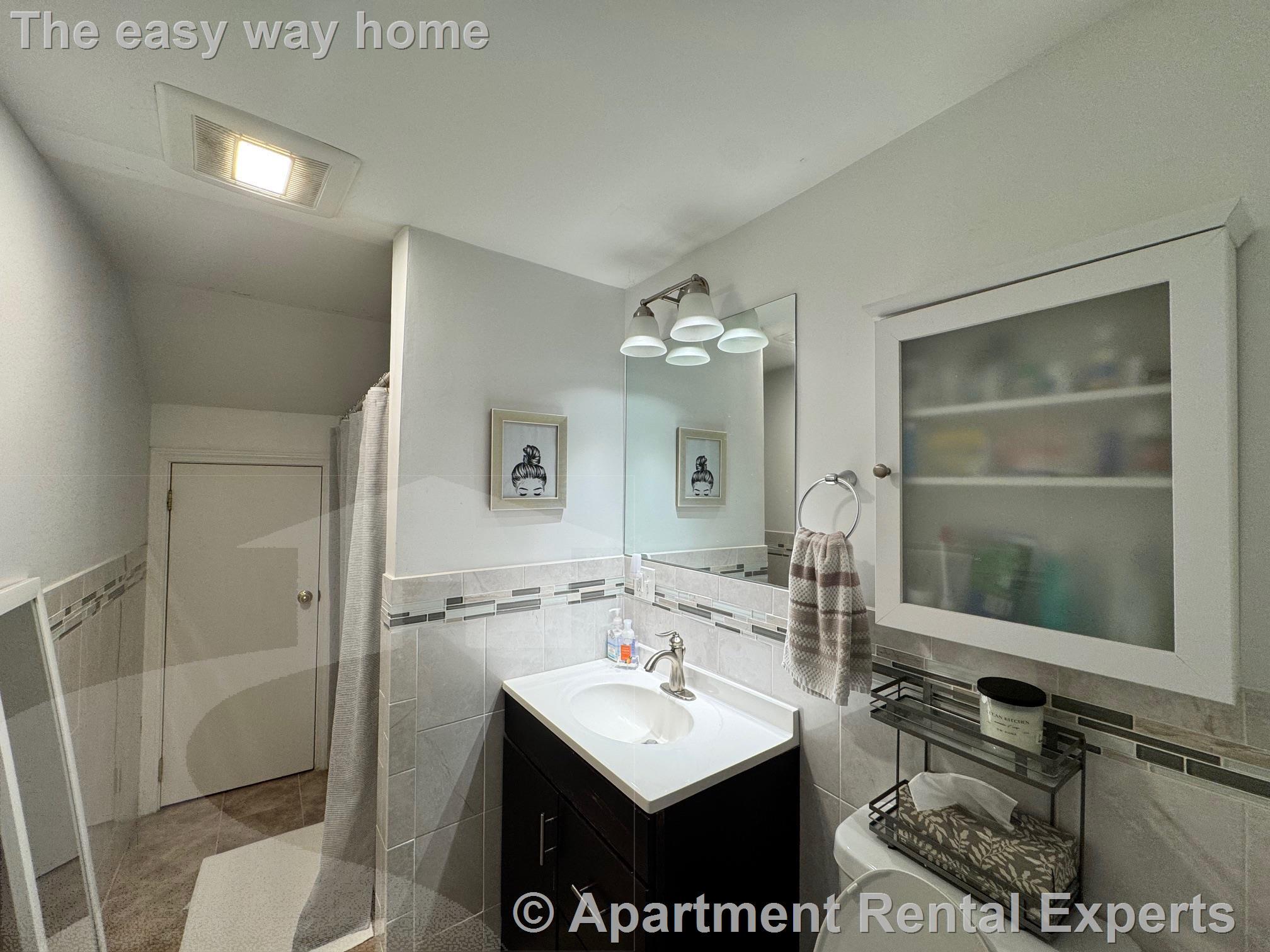 Building Photo - 25 4th St