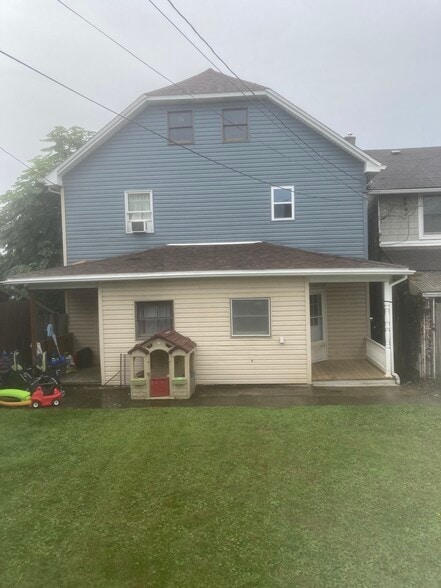 Back House - 533 Jackson Ave