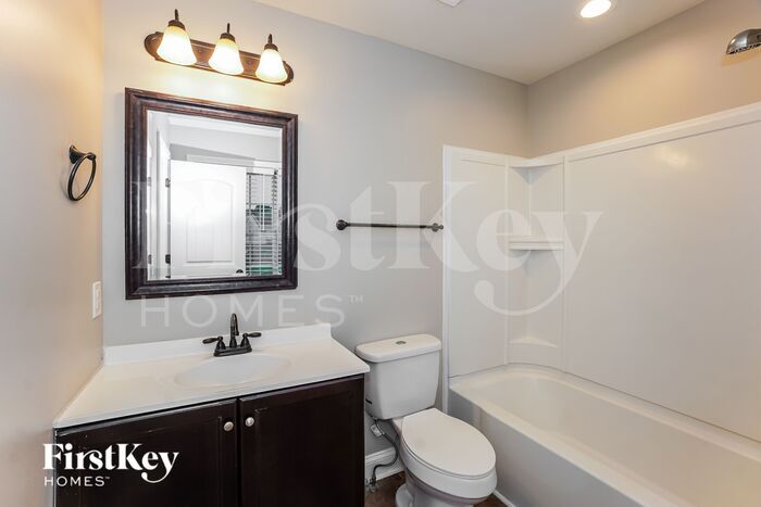 Building Photo - 3756 Silver Fox Ln
