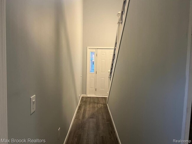 Building Photo - 4023 Alia Dr