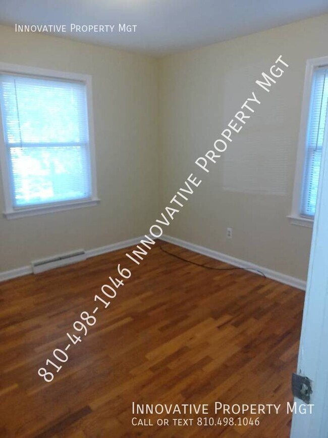 Building Photo - 1309 Clancy Ave