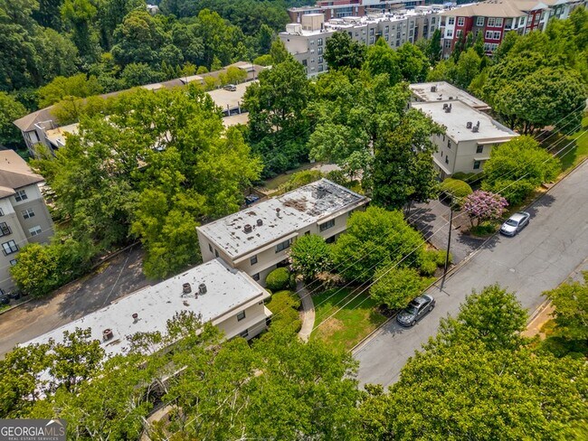 Building Photo - 96 Ardmore Pl NW