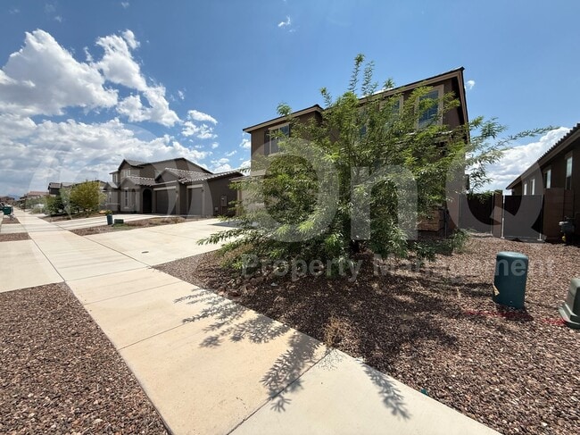Building Photo - 11784 E Arabelle Dr