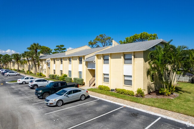 598 N Wickham Rd Melbourne, FL 32935 - Westwood Condominiums
