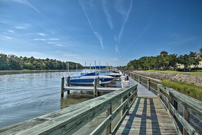 Building Photo - 400 Canopy Walk Ln