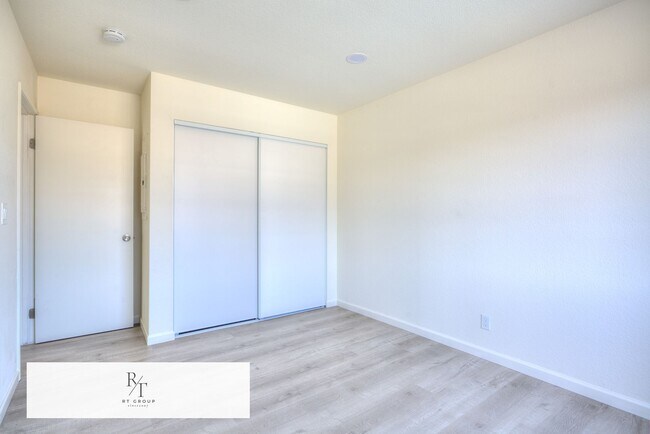 Building Photo - Welcome to this beautifully renovated home...