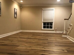 Building Photo - 3079 Colonial Way