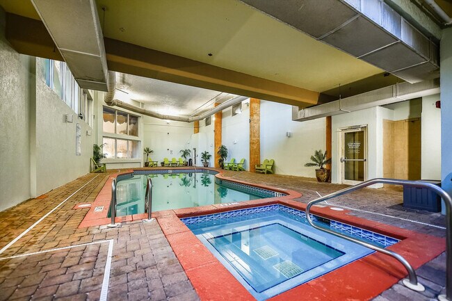 Building Photo - 104 Gulfside Ct