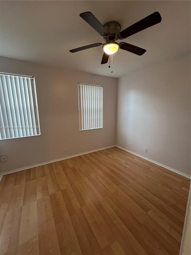 Building Photo - 16658 Hemingway Dr