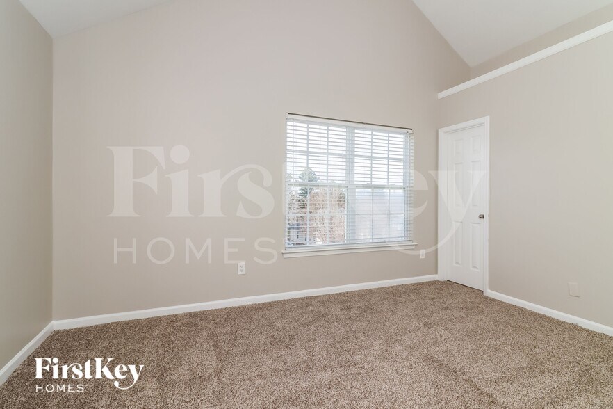 Building Photo - 3091 Overlook Ln